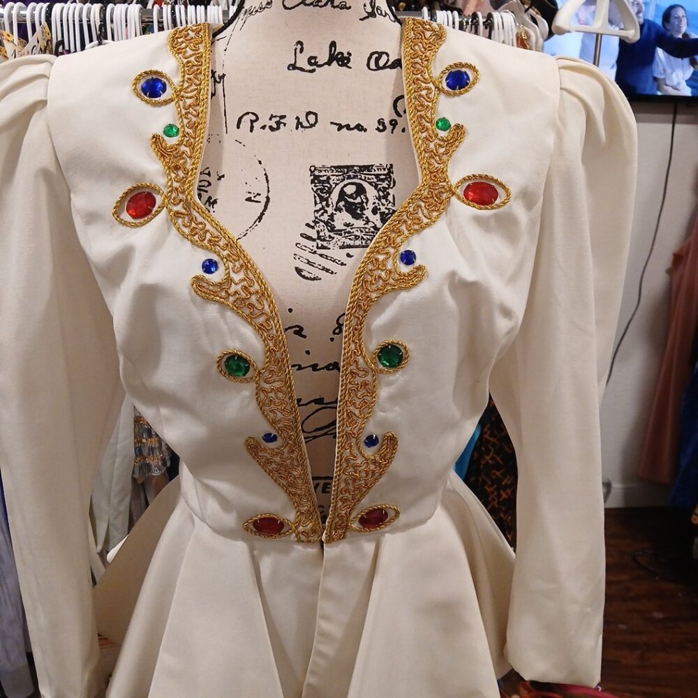 Vintage gem peplum top